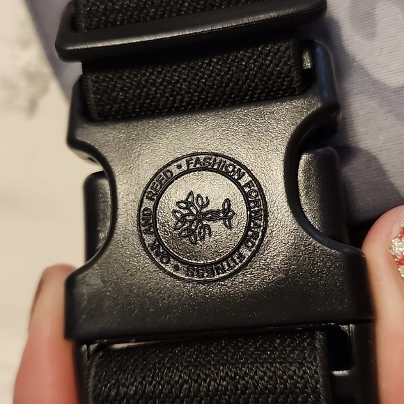 Oak and Reed Grey Camo belt bag - Picture 4 of 4